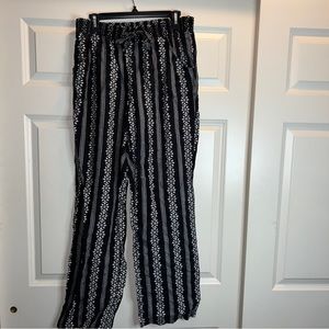Black maxi pants